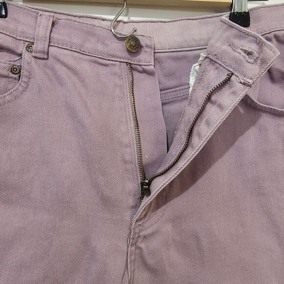 Style & Co Relaxed Fit Jeans - Size 8 - Pastel Purple - Picture 4 of 6